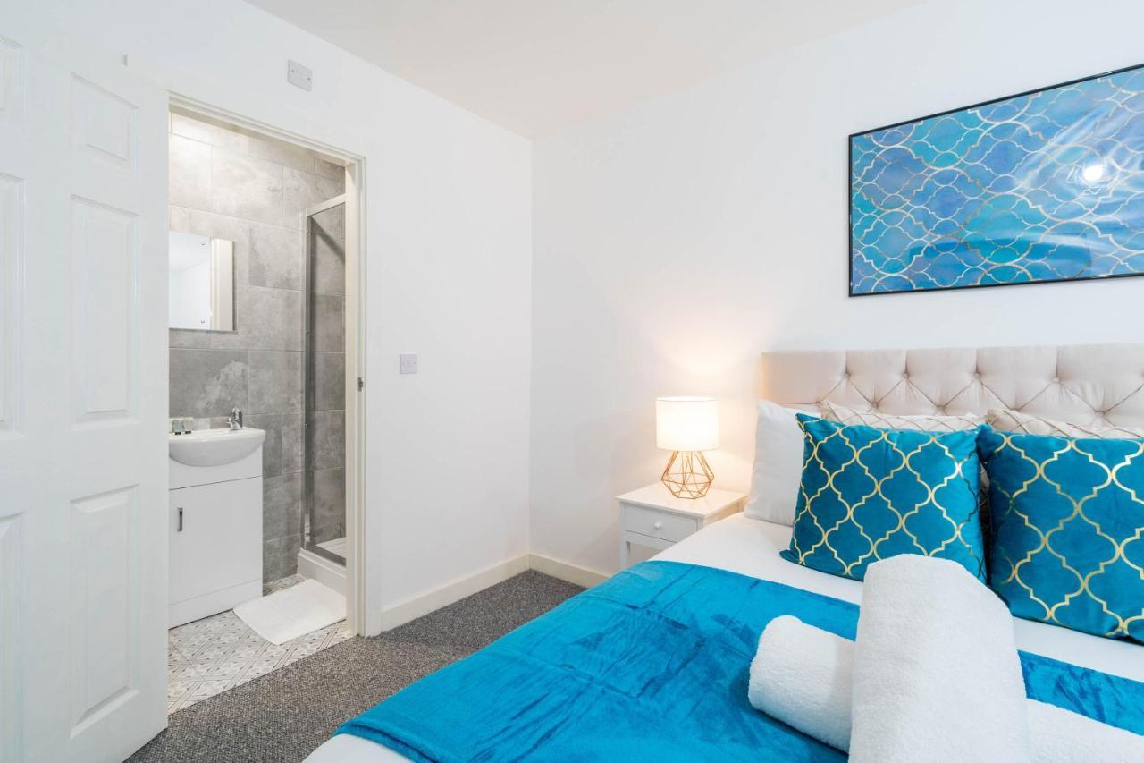 Two Bedroom Apartment - En Suites - Smart Tv'S - Wifi - Netflix - Bearwood Birmingham Exteriér fotografie