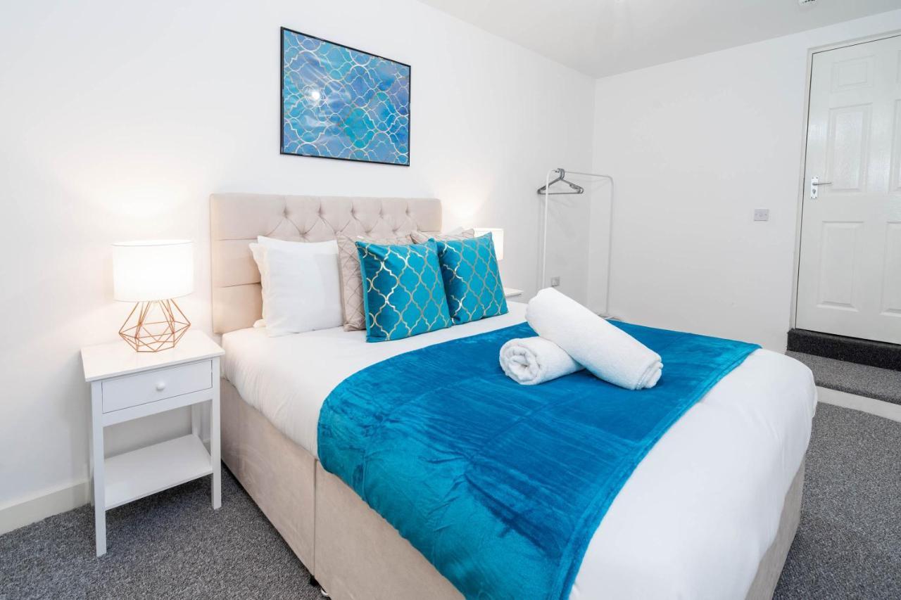 Two Bedroom Apartment - En Suites - Smart Tv'S - Wifi - Netflix - Bearwood Birmingham Exteriér fotografie