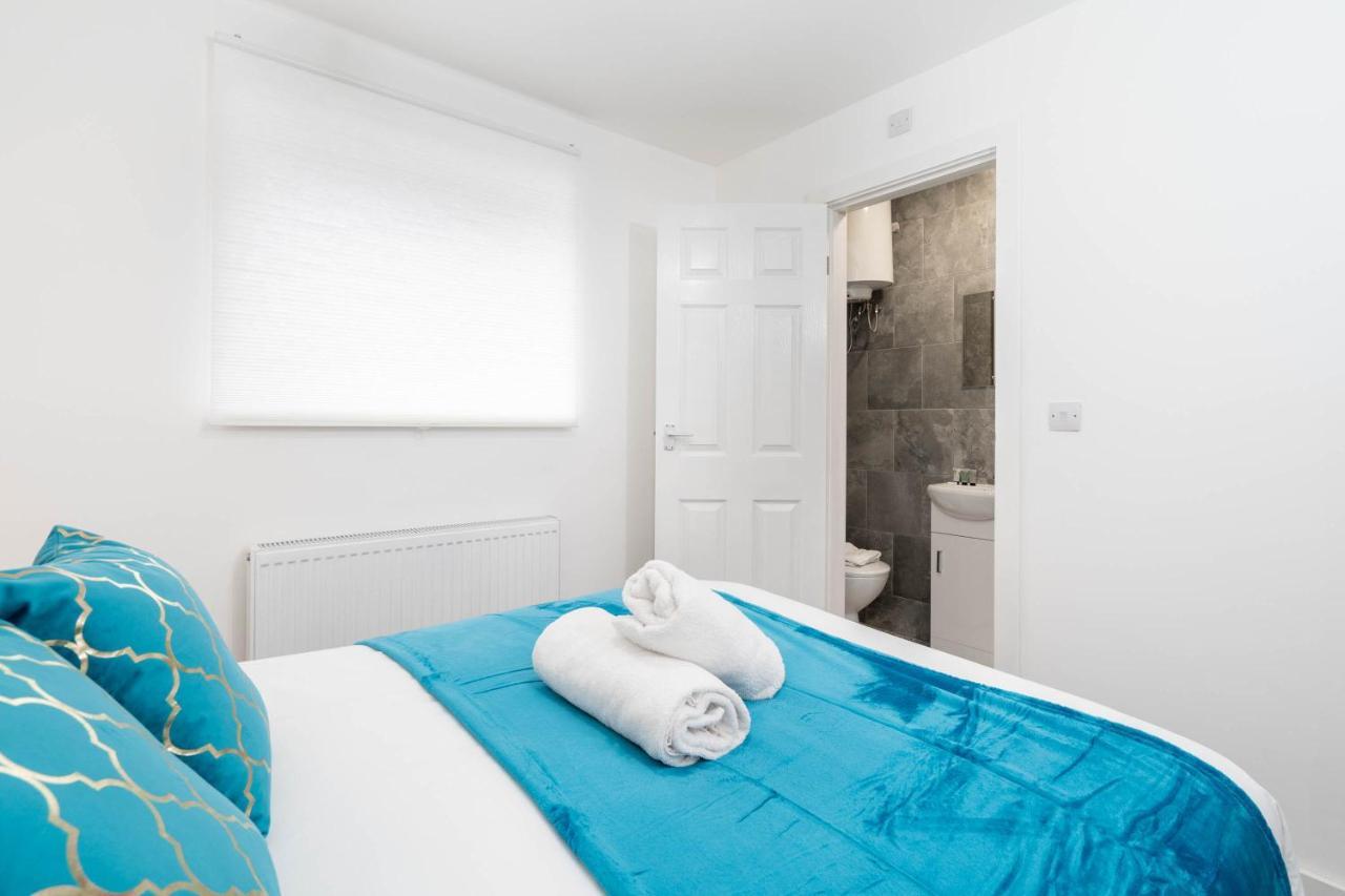 Two Bedroom Apartment - En Suites - Smart Tv'S - Wifi - Netflix - Bearwood Birmingham Exteriér fotografie